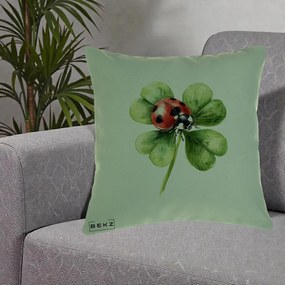 Perna Decorativa Buburuza Norocoasa pe Trifoi cu Patru Foi, 40x40 cm, Verde, Husa Detasabila, Perna Inclusa, BEKZ®