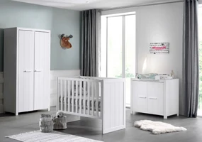 Set Complet Cameră Copii ERIK: Pătuț Transformabil 60x120 - 90x200 cm, Comodă, Masă de Înfășat și Dulap 2 Uși, Alb – Vipack
