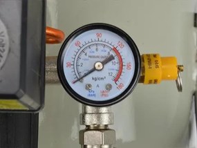 Compresor aer cu ulei 50L, 8 bar, 2.5 kW, 210 l/min, 230V, monocilindric, portabil, pentru atelier/auto, Geko G80301