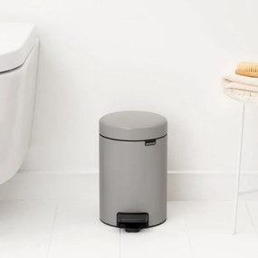 Cos de gunoi cu pedala Brabantia NewIcon 1010433, 3 l, Inchidere lenta, Baza antiderapanta, Gri deschis