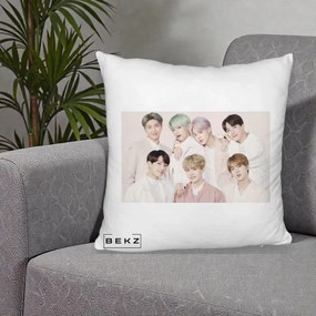 Perna Personalizata K-pop BTS Foto Grup Landscape Pastel, 40x40 cm, Alb Pufos, Husa Detasabila, Perna Inclusa, BEKZ®