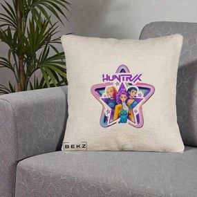 Perna Personalizata K-pop HUNTRX Trio Stea cu Pisica, 40x40 cm, Bej Canapea, Husa Detasabila, Perna Inclusa, BEKZ®
