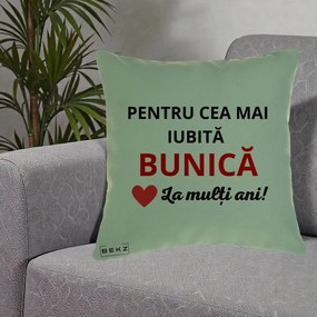 Cadou pentru Bunica - Perna Personalizata Pentru Cea Mai Iubita Bunica La Multi Ani Rosu, 40x40 cm, Verde, Husa Detasabila, Perna Inclusa, BEKZ®