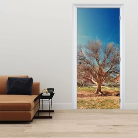 Fototapet pentru ușă - Copac în deșert (95x205cm)