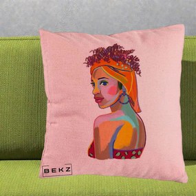 Perna Decorativa Portret Femeie Colorat Pop Art, 40x40 cm, Roz, Husa Detasabila, Perna Inclusa, BEKZ®