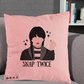 Perna Personalizata Wednesday Snap Twice, 40x40 cm, Roz, Husa Detasabila, Perna Inclusa, BEKZ®