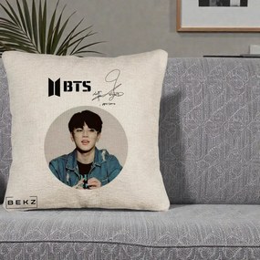 Perna Personalizata K-pop BTS Jimin Portret Cerc Autograf Geaca, 40x40 cm, Bej Canapea, Husa Detasabila, Perna Inclusa, BEKZ®