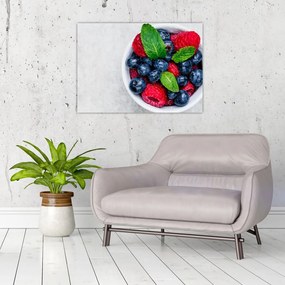 Tablou pe sticlă - bol cu fructe de pădure (70x50 cm)