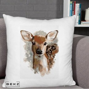 Perna Decorativa Caprioara Pui Acuarela, 40x40 cm, Alb Pufos, Husa Detasabila, Perna Inclusa, BEKZ®