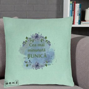 Cadou pentru Bunica - Perna Personalizata Cea Mai Minunata Bunica Flori Mov Acuarela Verde, 40x40 cm, Verde Menta, Husa Detasabila, Perna Inclusa, BEKZ®