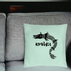 Perna Personalizata, Model Lup Dacic Romania, 40x40 cm, Verde Menta, Husa Detasabila, Perna Inclusa, BEKZ®
