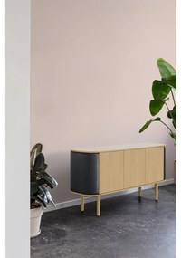 Comodă maro/bej joasă cu aspect de lemn de stejar 150x75 cm Treasures – UMAGE
