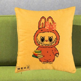 Perna Personalizata Labubu Roz cu Funda si Carti, 40x40 cm, Galben, Husa Detasabila, Perna Inclusa, BEKZ®