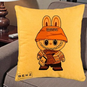 Perna Personalizata Labubu Streetwear Portocaliu, 40x40 cm, Galben, Husa Detasabila, Perna Inclusa, BEKZ®