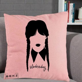 Perna Personalizata Wednesday Addams Silueta Alb-Negru, 40x40 cm, Roz, Husa Detasabila, Perna Inclusa, BEKZ®