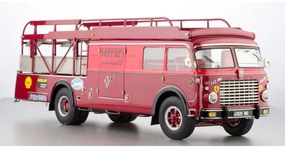 Macheta 1:18 Ferrari Renntransporter 642 RN2 Bartoletti, 1957