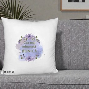 Cadou pentru Bunica - Perna Personalizata Cea Mai Minunata Bunica Flori Mov Acuarela Verde, 40x40 cm, Alb Pufos, Husa Detasabila, Perna Inclusa, BEKZ®