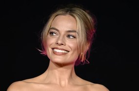 Fotografie Margot Robbie Barbie at European Premiere, Gareth Cattermole