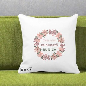 Cadou pentru Bunica - Perna Personalizata Cea Mai Minunata Bunica Coronita Flori Roz, 40x40 cm, Alba Mata, Husa Detasabila, Perna Inclusa, BEKZ®