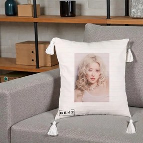 Perna Personalizata K-pop BLACKPINK Rose, 40x40 cm, Bej cu Franjuri, Husa Detasabila, Perna Inclusa, BEKZ®