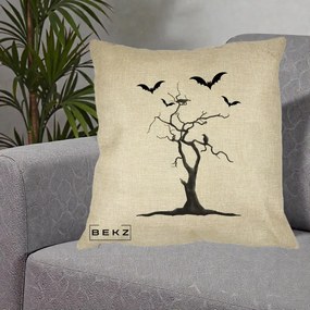 Perna Decorativa Halloween Copac cu Lilieci Alb-Negru, 40x40 cm, Crem, Husa Detasabila, Perna Inclusa, BEKZ®
