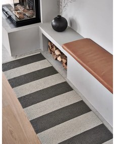 Covor tip traversă pentru interior și exterior gri antracit/crem 70x150 cm Bob Charcoal Linen – Pappelina