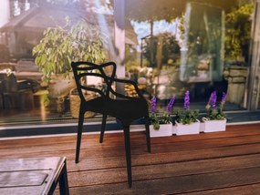 OFERTA Scaun din plastic negru KATO calitatea a II-a