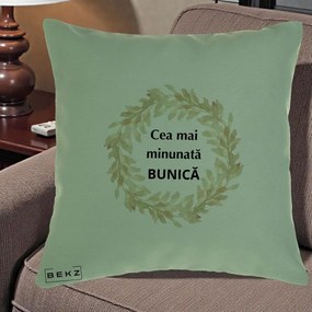 Cadou pentru Bunica - Perna Personalizata Cea Mai Minunata Bunica Coronita Frunze Acuarela, 40x40 cm, Verde, Husa Detasabila, Perna Inclusa, BEKZ®