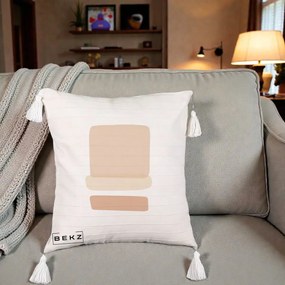 Perna Decorativa Abstract Forme Bej Poudre, 40x40 cm, Bej cu Franjuri, Husa Detasabila, Perna Inclusa, BEKZ®