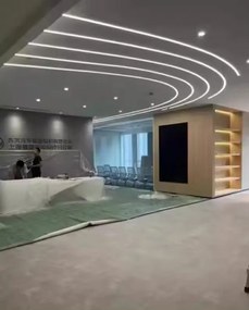 Profil LED Încăstrat – Finisaj Glet Flexibil, 3 m × 1,5 cm