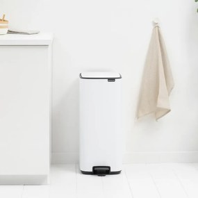 Cos de gunoi Brabantia Bo Pedal 1010120, 30 l, Inchidere usoara, Baza antiderapanta, Alb