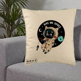 Perna Decorativa Give Me Space Pisica Astronaut, 40x40 cm, Bej, Husa Detasabila, Perna Inclusa, BEKZ®