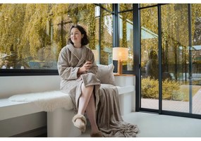 Pătură taupe din micropluș/cocolino 150x200 cm Pippa – Tiseco Home Studio