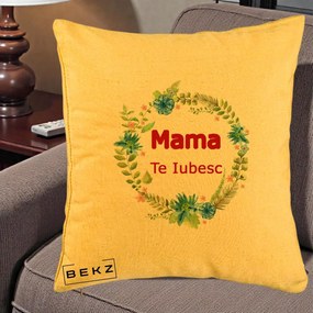 Cadou pentru Mama - Perna Personalizata Mama Te Iubesc Flori Albastre, 40x40 cm, Galben, Husa Detasabila, Perna Inclusa, BEKZ®