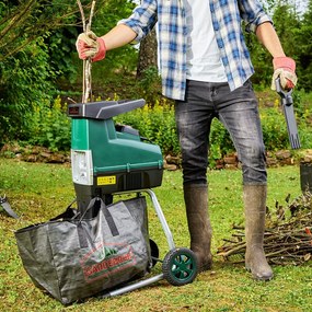 Tocător de grădină DIOX + 2x sac de 60 l, 3100W negru/verde Gardebruk