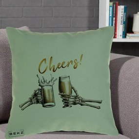 Perna Decorativa Halloween Cheers Schelete cu Bere, 40x40 cm, Verde, Husa Detasabila, Perna Inclusa, BEKZ®