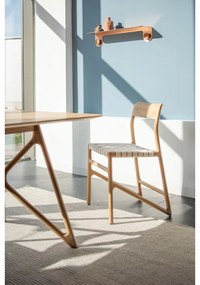 Scaun din lemn masiv de stejar Gazzda Fawn, alb