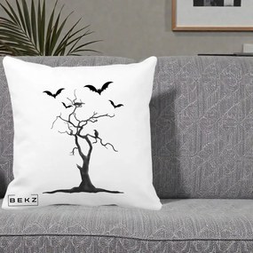 Perna Decorativa Halloween Copac cu Lilieci Alb-Negru, 40x40 cm, Alba Mata, Husa Detasabila, Perna Inclusa, BEKZ®