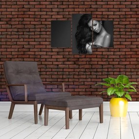 Tablou - Portretul unei femei seducătoare, alb-negru (90x60 cm)