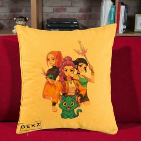 Perna Personalizata K-pop HUNTRX Trio cu Pisica si Cristale, 40x40 cm, Galben, Husa Detasabila, Perna Inclusa, BEKZ®