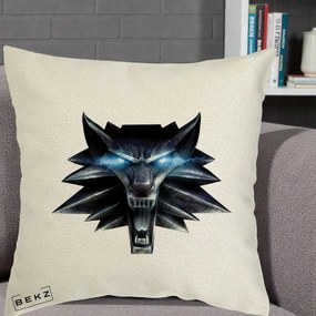 Perna Decorativa The Witcher Wolf Head, 40x40 cm, Ecru, Husa Detasabila, Perna Inclusa, BEKZ®