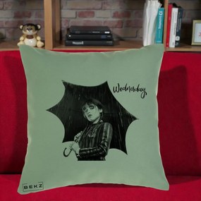 Perna Personalizata Wednesday Addams cu Umbrela Foto, 40x40 cm, Verde, Husa Detasabila, Perna Inclusa, BEKZ®