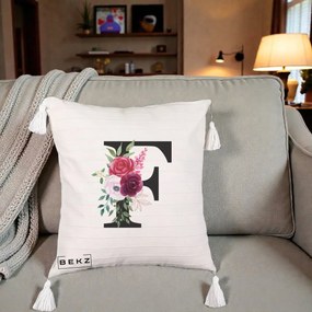 Cadou Personalizat - Perna Personalizata Monograma Florala Litera F, 40x40 cm, Bej cu Franjuri, Husa Detasabila, Perna Inclusa, BEKZ®