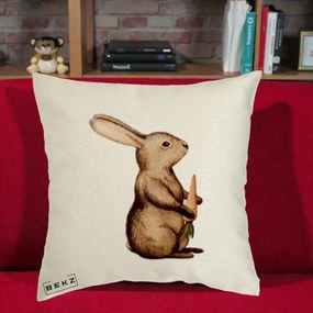 Perna Decorativa Iepuras Acuarela cu Morcov, 40x40 cm, Ecru, Husa Detasabila, Perna Inclusa, BEKZ®