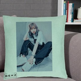 Perna Personalizata K-pop BLACKPINK Lisa, 40x40 cm, Verde Menta, Husa Detasabila, Perna Inclusa, BEKZ®