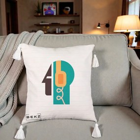 Perna Personalizata Retro Casti Muzicale, 40x40 cm, Bej cu Franjuri, Husa Detasabila, Perna Inclusa, BEKZ®
