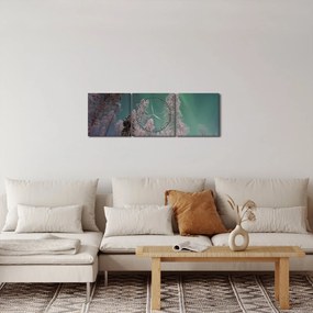 Tablou cu aurora borealis deasupra pomilor înghețați (cu ceas) (90x30 cm)