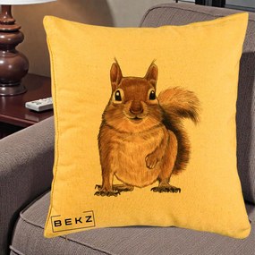 Perna Decorativa Veverita Acuarela, 40x40 cm, Galben, Husa Detasabila, Perna Inclusa, BEKZ®