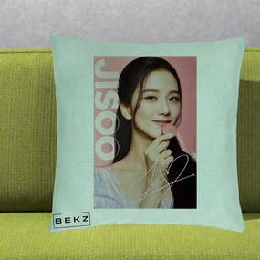 Perna Personalizata K-pop BLACKPINK Jisoo cu Semnatura si Fond Roz, 40x40 cm, Verde Menta, Husa Detasabila, Perna Inclusa, BEKZ®