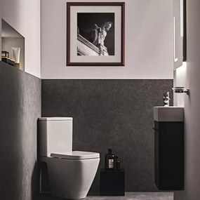 Set vas WC pe pardoseala Ideal Standard i.life S Compact rimless cu rezervor pe colt si capac inchidere normala - alb lucios